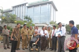  Halaman Kantor Gubernur Kaltim Akan Berdiri ATM Drive Thru