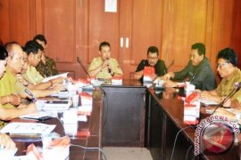 BLH Karangasem Gelar Sosialisasi Kriteria Adipura 2016