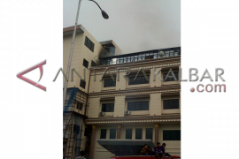 Polisi Selidiki Penyebab Terbakarnya Hotel Garuda Pontianak