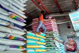 Pedagang: Harga Beras Super di Bojonegoro Naik Rp200/Kg