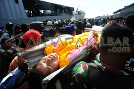 KRI Angkut Eks-Gafatar