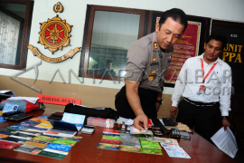 Polisi Bekuk Pelaku Penguras ATM
