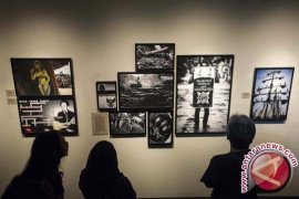 Divisi Foto ANTARA luncurkan kilas balik 2015