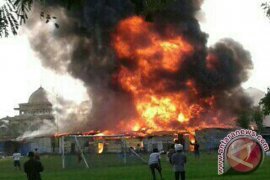 Kebakaran Pasar Sedangdang Hanguskan Puluhan Kios