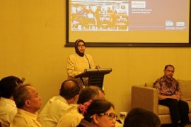 OJK dan BI Diminta Terus Bantu Permudah Remitansi TKI