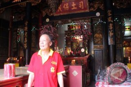 Persiapan Imlek Page 1 Small