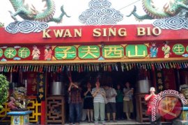 Kelenteng Tuban Gelar Lomba Mewarnai Rayakan Imlek