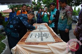 Rachmadi Kurdi Resmikan Tiga Kantor