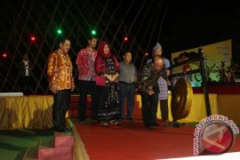 PEMBUKAAN TABALONG ETHNIC FESTIVAL
