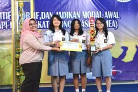 SMA Xaverius Bandarlampung Juara Umum Accounting Competition Darmajaya