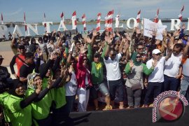 Makassar diminta galakkan gerakan indonesia bebas sampah 