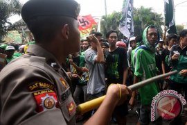1.000 Polisi Amankan KLB PSSI dari Demo Bonek