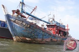Polisi tangkap kapal ikan Malaysia