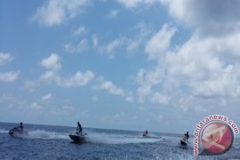Jetski  Touring Jajal Siberut-Mandeh dalam Lima Jam