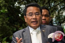 Hotman Paris Tantang Hotma Sitompoel