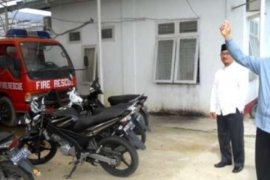 Rohil Tambah 2 Unit Mobil Damkar, 1 dari APBD Provinsi