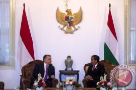 PM Hongaria tawarkan beasiswa kepada mahasiswa Indonesia Page 1 Small