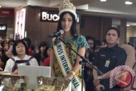 Miss International: Bakso luar biasa enak Page 1 Small