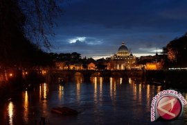 Seluruh 133 Kardinal tiba di Roma jelang konklaf pemilihan Paus