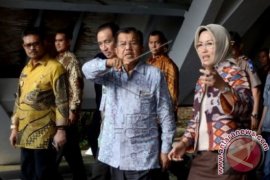 Kementrian LH dan Kehutanan  beri penghargaan ke Aqua Grup