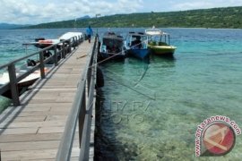 Pemandu Wisata Jaga Pulau Menjangan Saat Nyepi Page 1 Small