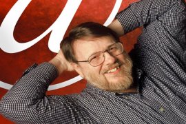 Ray Tomlinson, penemu email, meninggal