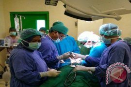 RSUD Parikesit Berhasil Operasi Rekonstruksi Wajah  