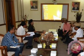 Bangun PLTS sebagai Badan Usaha Milik Daerah
