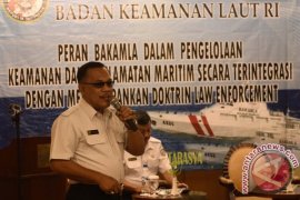 SOSIALISASI PENGELOLAAN KEAMANAN DAN KESELAMATAN MARITIM Page 1 Small