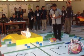 177 Peserta  Ikuti "Java Robot Contest"