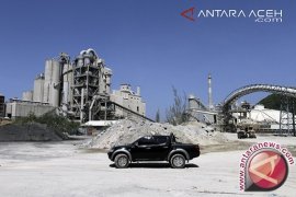 Masyarakat Lhoknga Ancam Tutup PT LCI