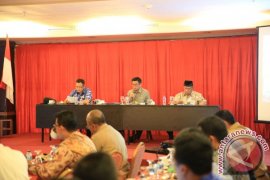 Gubernur Gelar Rapat Pemantapan