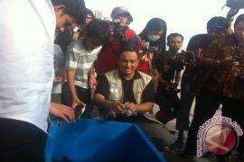 Pemkab Bangka Tengah Lepas 2.700 Tukik