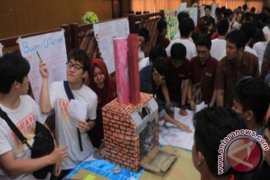Mahasiswa "LeX" Buat Prototype Alat untuk UMKM