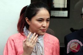 Marshanda bawa papa berobat pasca-keluar panti