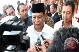 Governor Promises Simplify Power Investors