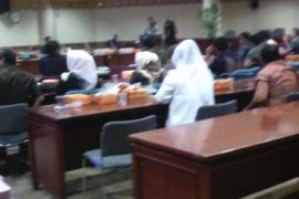 Pembayaran Hutang Eskalasi Pemprov Riau Masuk APBD, Noviwaldy Rame-Rame Dipertanyakan