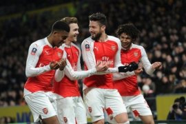 Piala FA, Giroud antar Arsenal singkirkan Hull 4-0 Page 1 Small