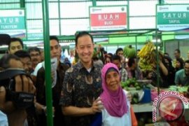 Mendag Resmikan Pasar Tradisional Bertroli di Malang