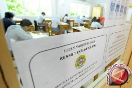  Sebanyak 3.302.673 siswa SMA/SMK/MA ikuti UN