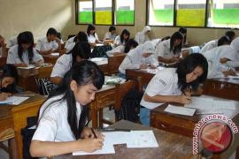 1.112 Siswa SLTA Natuna Ikut UN
