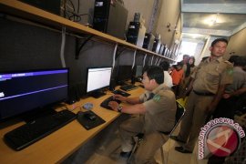 Cegah siswa kecanduan internet