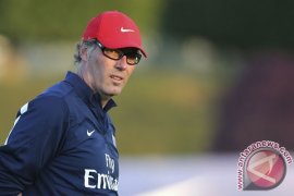 Laurent Blanc: Jangan Kelewat Percaya Diri Lawan City
