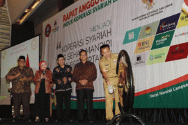 Pemprov Lampung Komitmen Majukan Koperasi  