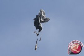 Dua Penerjun Tewas Saat Latihan HUT TNI-AU