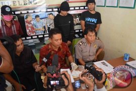 Polisi Gerebek Pesta Sabu-sabu Di Buleleng