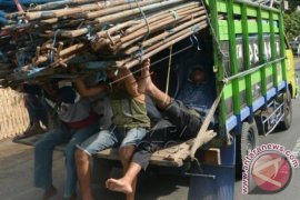 KENDARAAN BAK TERBUKA ANGKUT ORANG Page 1 Small