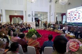 Jokowi Minta Kepala Daerah "Mesra" Sampai Akhir