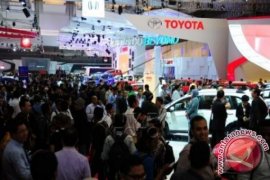 Harga BBM Turun Belum Pengaruhi Penjualan Otomotif