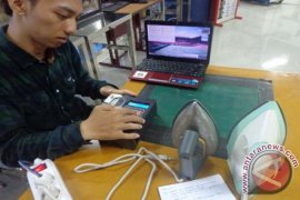 Mahasiswa STIKOM Ciptakan Alat Kontrol Penggunaan Lsitrik